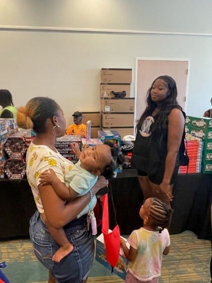 Back-to-School Event Brings New Gifts and Excitement to Children in Florida! 